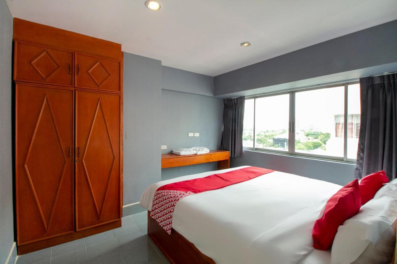 Oyo 602 L'Hotel Bangkok Exterior photo